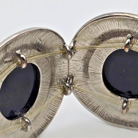 Large‎ Silvertone and Blue Cabochon Discs Stretch Cuff Bracelet - Picture 5 of 6